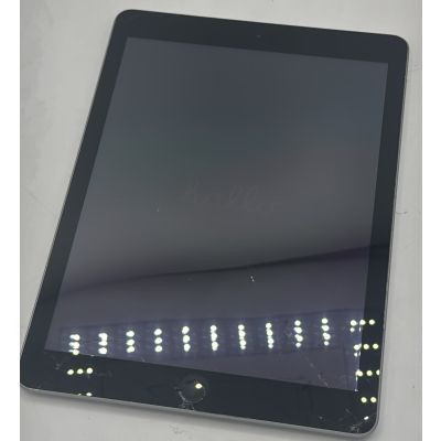 Apple iPad (6th Generation) 9.7-inch 32GB Wi-Fi Only A1893 - Space Gray