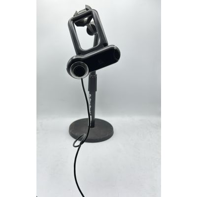 Logitech Quickcam Pro 9000 Wired USB Webcam with Stand