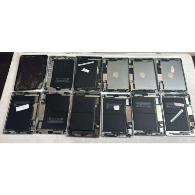 Lot of 11- Mix iPad Models - 4x A1893, 3x A1566, A1567, A2197, A2602, A1474 - AS-IS