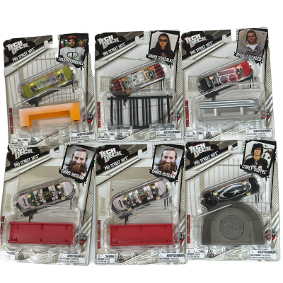 Tech Deck Street Hits Fingerboard and Skate Obstacle - 6 Pack